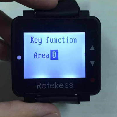 4 wrist pager retekess restautant cafe shop.jpg 4 wrist pager retekess restautant cafe shop.jpg