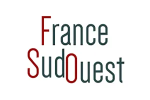 Travel Agency Logo 6