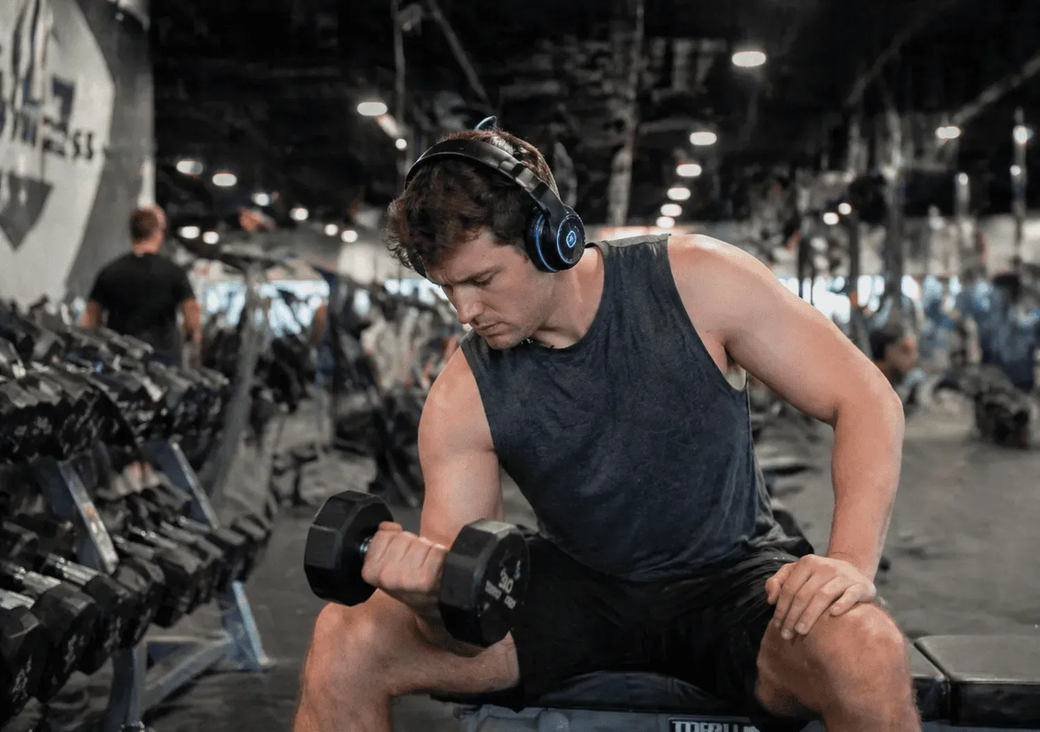 fitness-coaches-are-switching-to-silent-disco-equipment