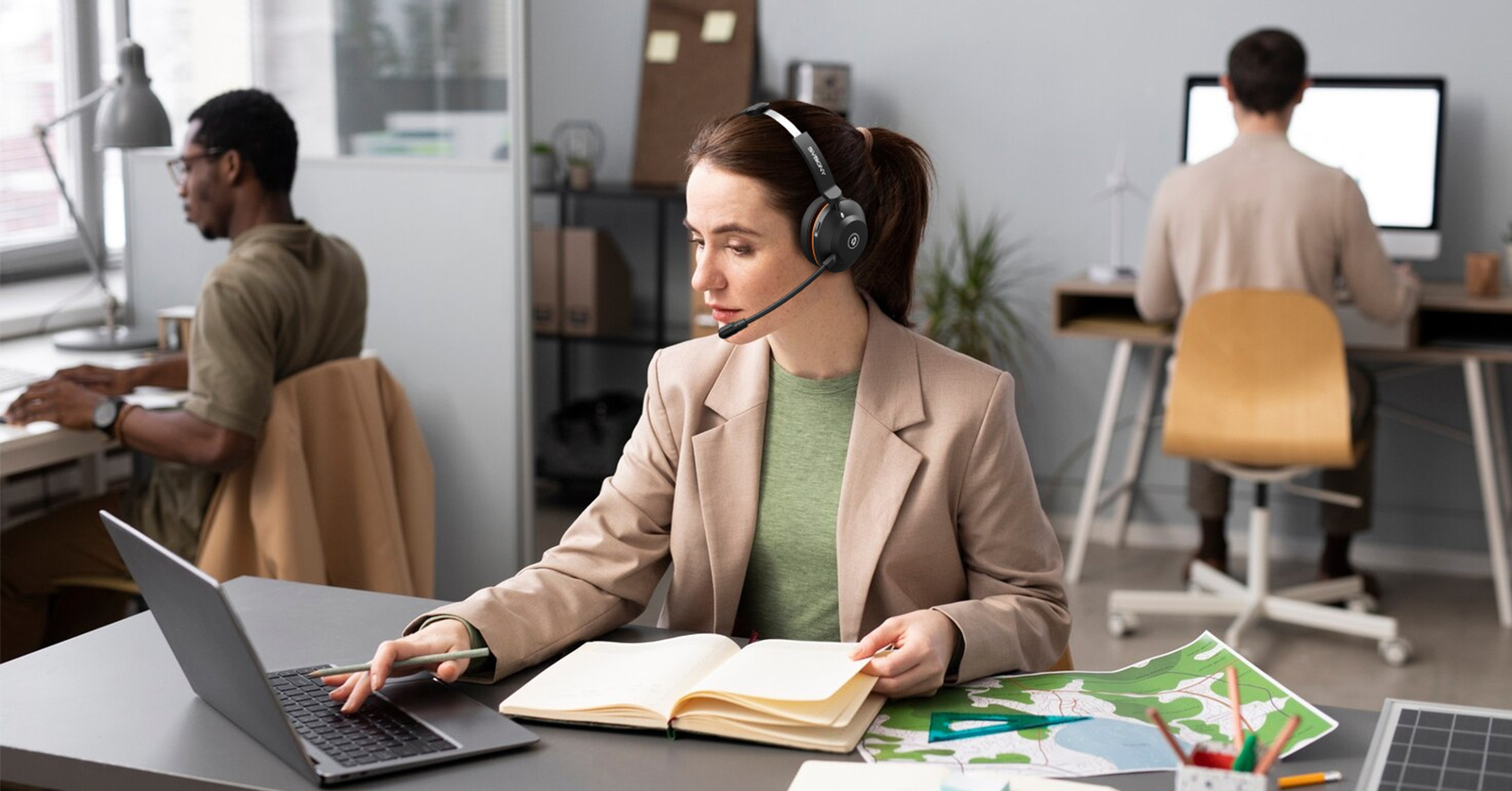 Bluetooth-Enabled USB Headset – Compatible with PCs and Smartphones; Ideal for Work-from-Home and On-the-Go Use
