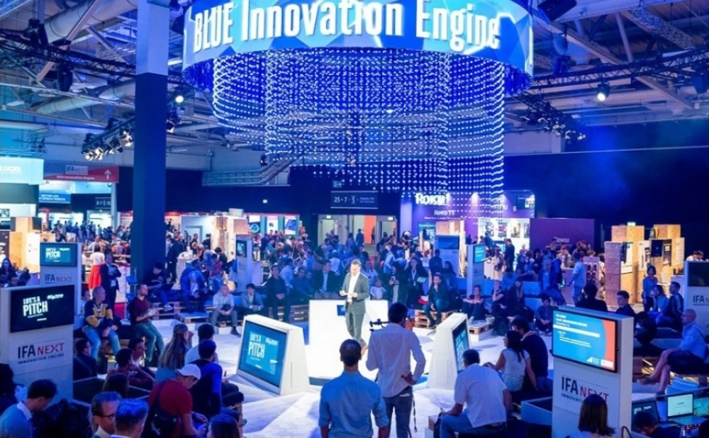 Core Trade Show Communication Pain Points at Busy Exhibitions