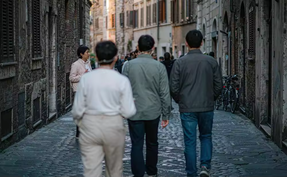 Tour Guide System vs Megaphone vs Portable PA: Which One Fits a Walking Tour?
